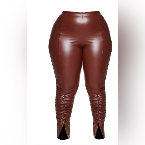Chocolate PU ruched pants - Picture 2 of 5